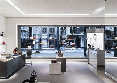 dior holt renfrew toronto|Dior store in Toronto.